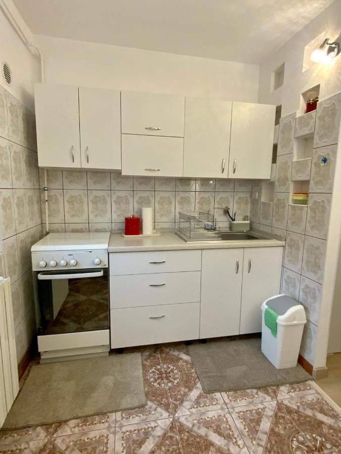 Apartament Bella Tirgu Ocna Exterior photo